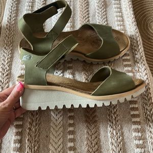 Loints of Holland Savannah Chunky Wedge
Sandals 37 US 6.5-7 Green